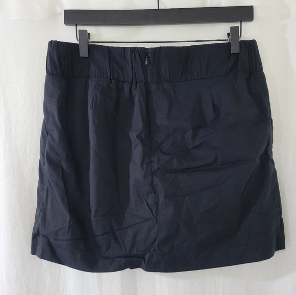 Banana Republic Mini Skirt with Side Pockets in Black Women's Size PL - Picture 2 of 4